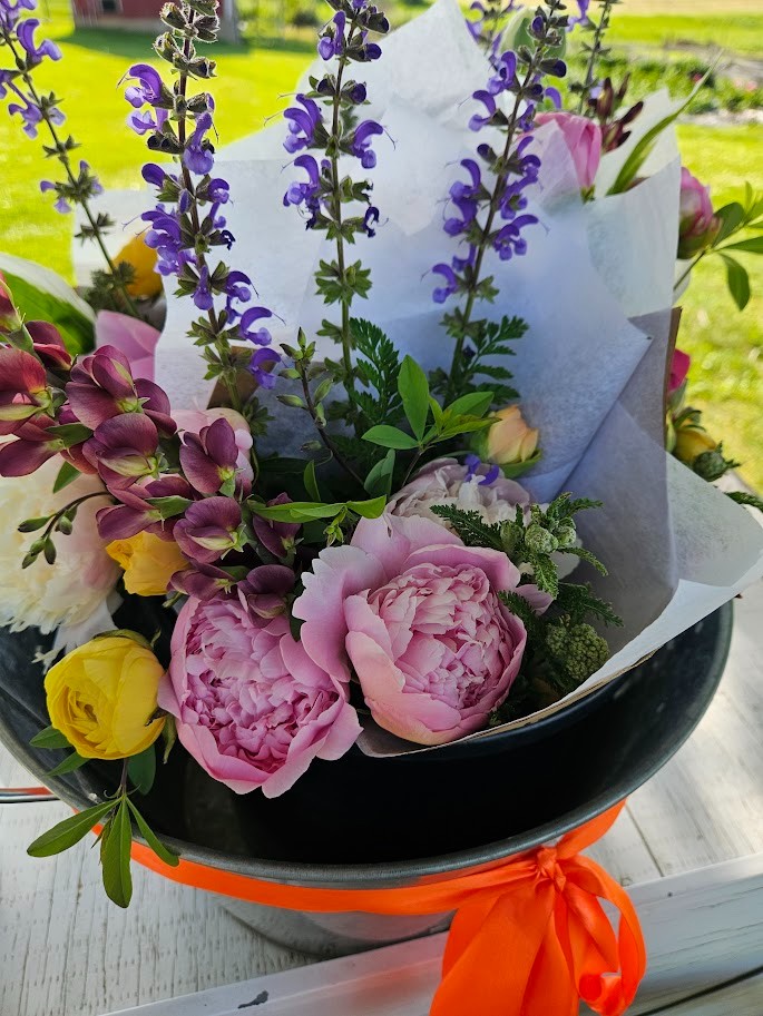 Signature Market Bouquet